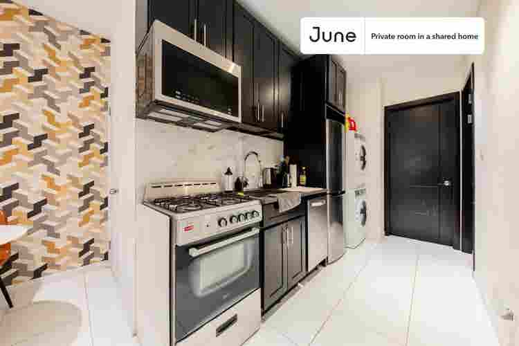 3 BR in New York City