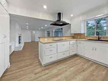 2 bedroom house for rent