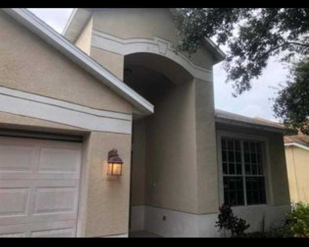 Family home, quiet neighborhood
