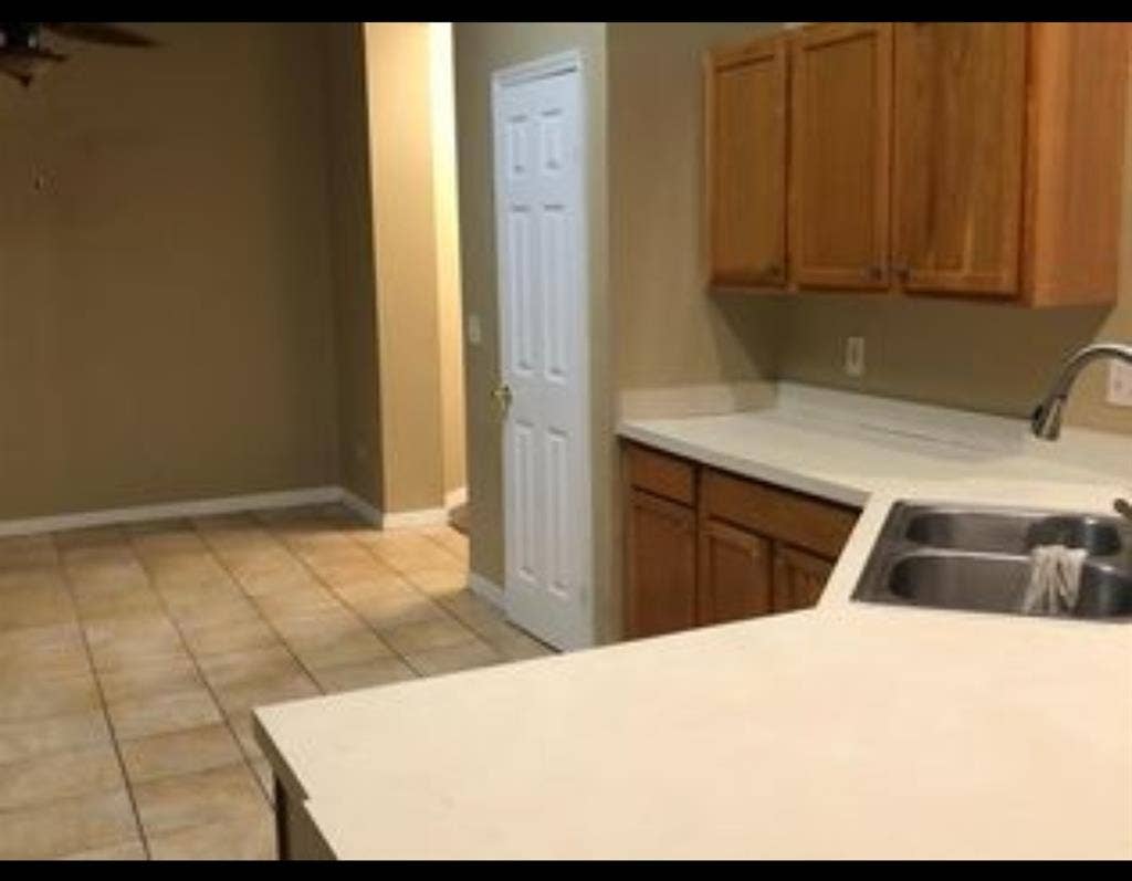Family home, quiet neighborhood