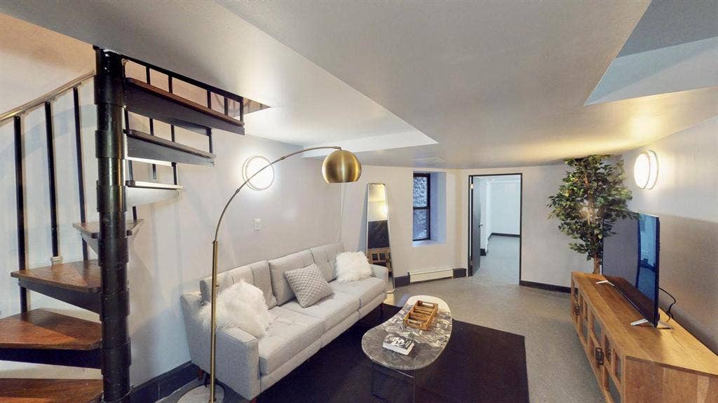 1 BR in New York