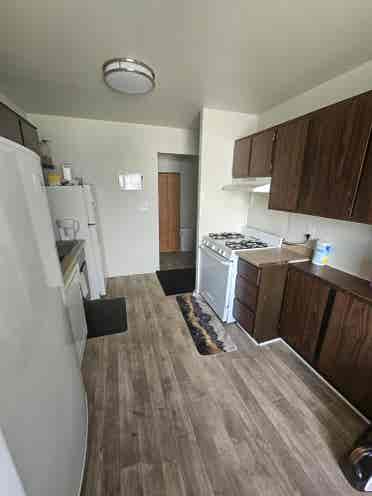 Wanted Roommate to share expenses