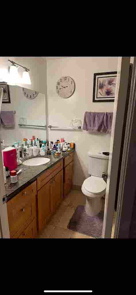 Looking for 1 roomate