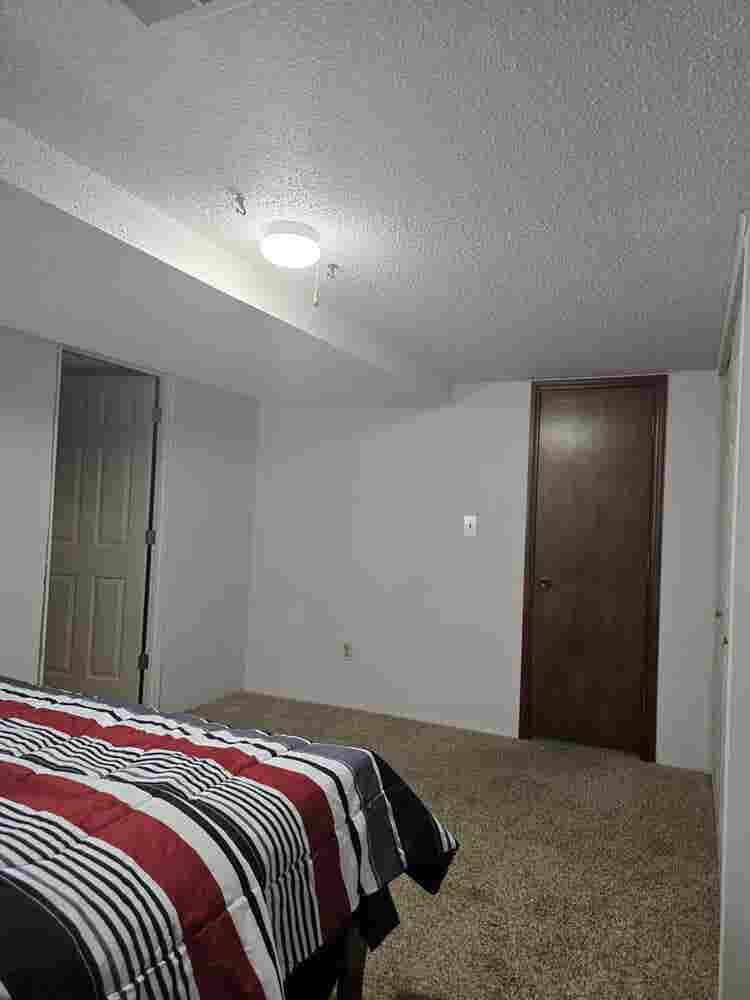 A private room - Utilities included