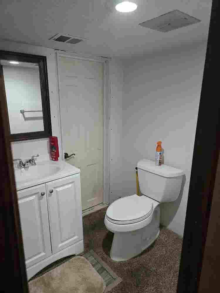 A private room - Utilities included