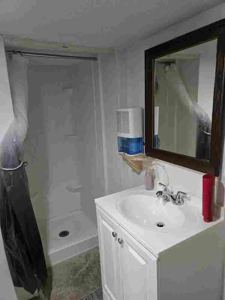 A private room - Utilities included