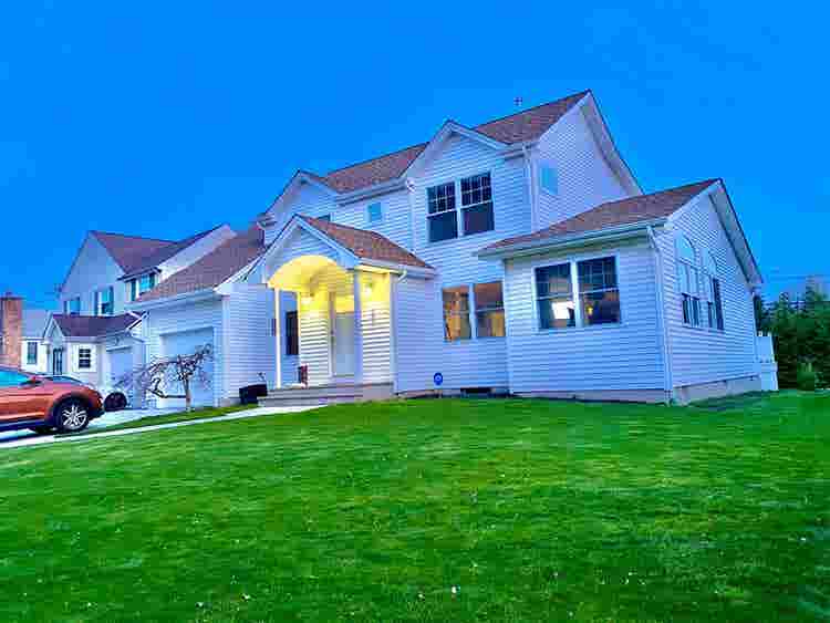Beautiful, New, Home to Share!
