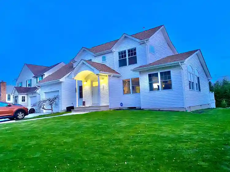 Beautiful, New, Home to Share!