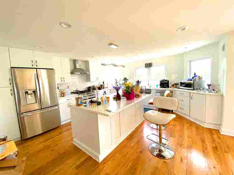Beautiful, New, Home to Share!