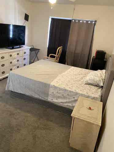 Room and private bathroom