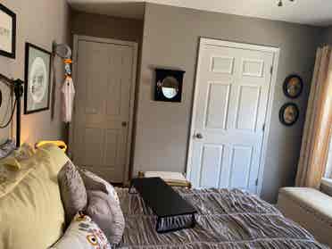 Furnished room great neighborhood