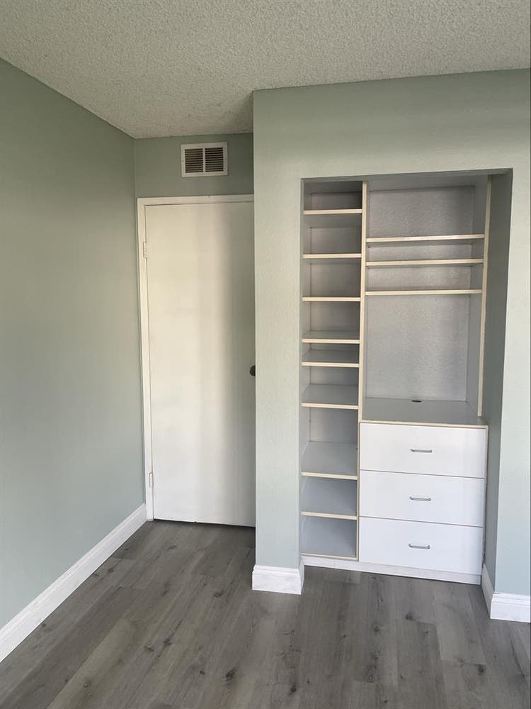 1 bedroom with semi private bath
