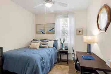 Student Housing!! 1 Private Room