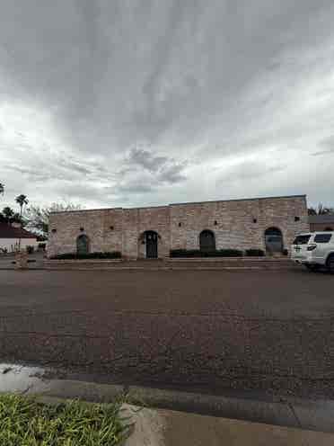 Located next to Shary Golf Course