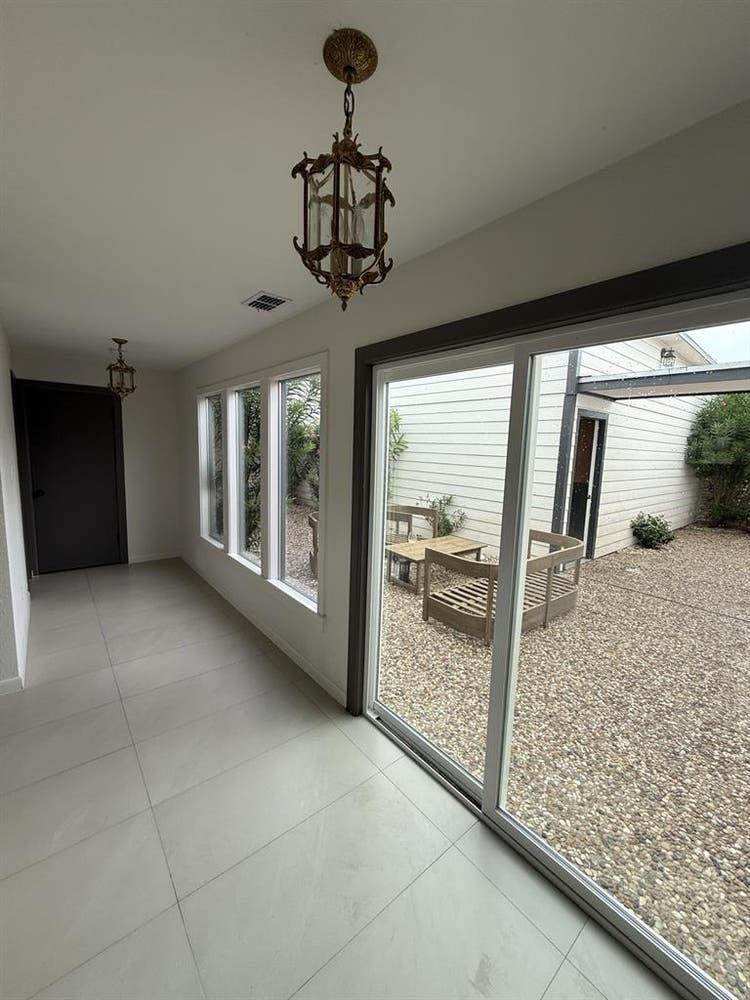 Located next to Shary Golf Course