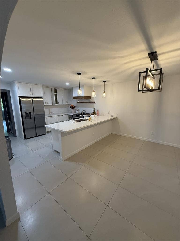 Located next to Shary Golf Course