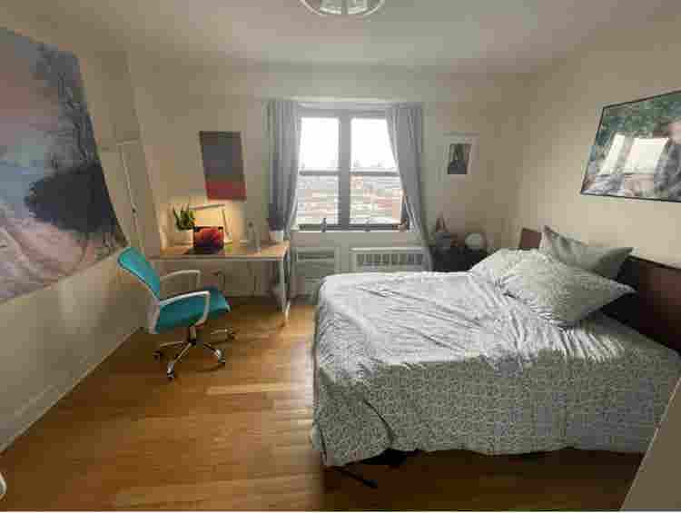 Wonderful Lg BR in with NYC Views
