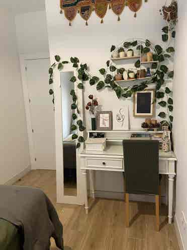 Goya area to share with 1 person