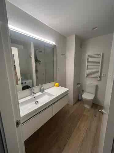 Goya area to share with 1 person