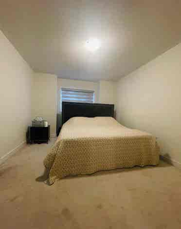 For Lease Elegant 3storey Townhouse