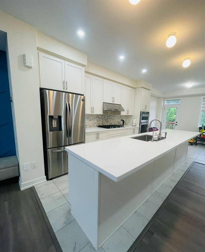 For Lease Elegant 3storey Townhouse