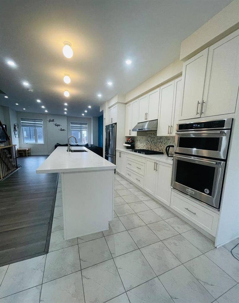 For Lease Elegant 3storey Townhouse