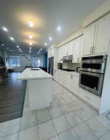 For Lease Elegant 3storey Townhouse