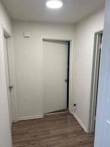 UCSB Pro w/ Room Available