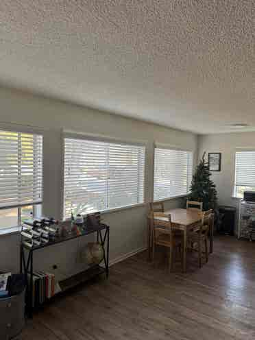 UCSB Pro w/ Room Available