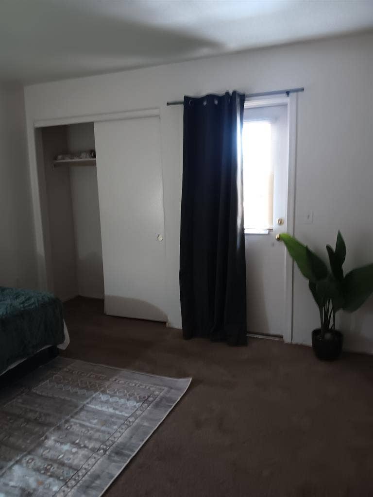 Roomate wanted