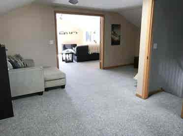 Roommate for Roscoe Village