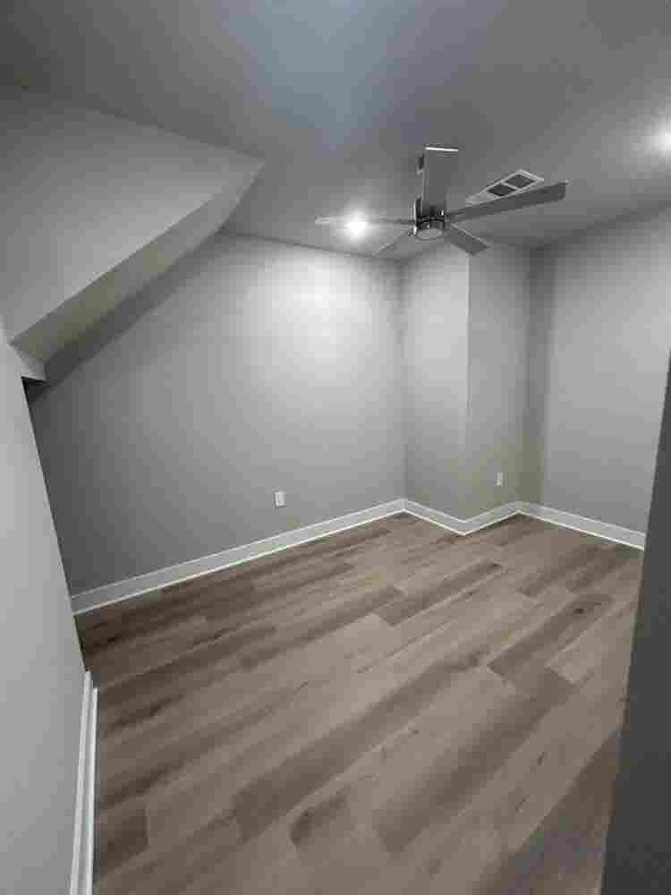 Purple rail room for rent