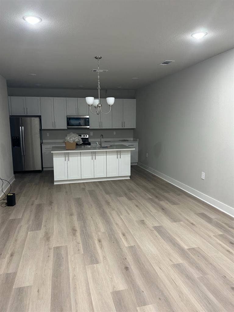 Purple rail room for rent