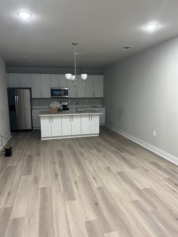 Purple rail room for rent