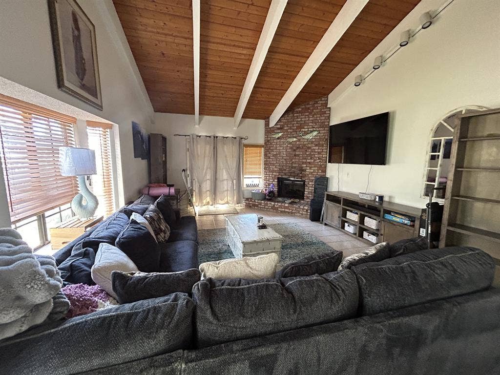 Large Room in HB House