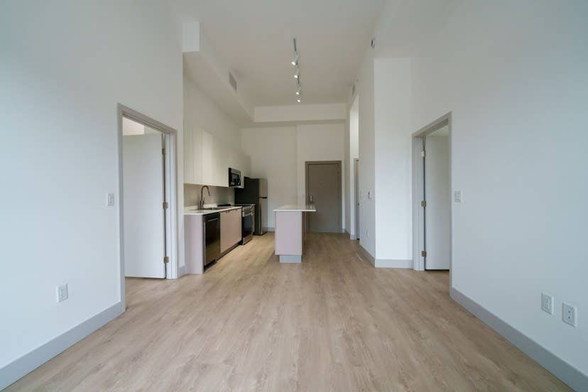 🌴Modern 2BR Apartment-Private Room