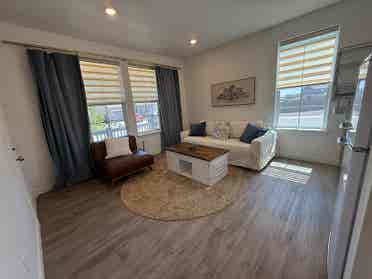 Looking for some room mates!