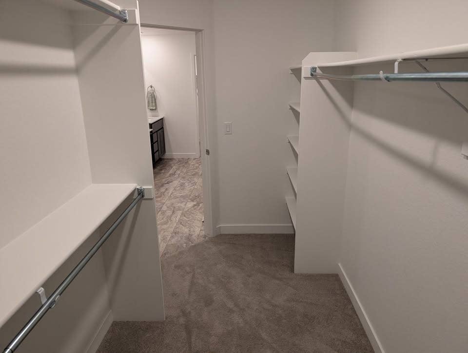 Master bedroom for rent