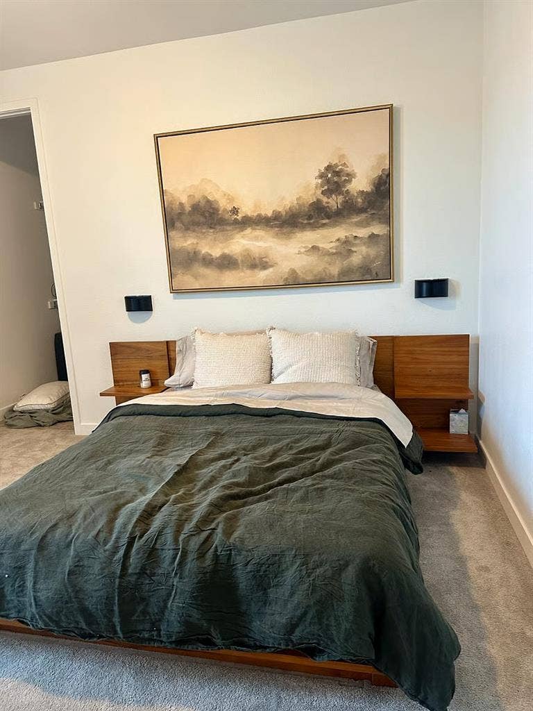 Looking for some room mates!