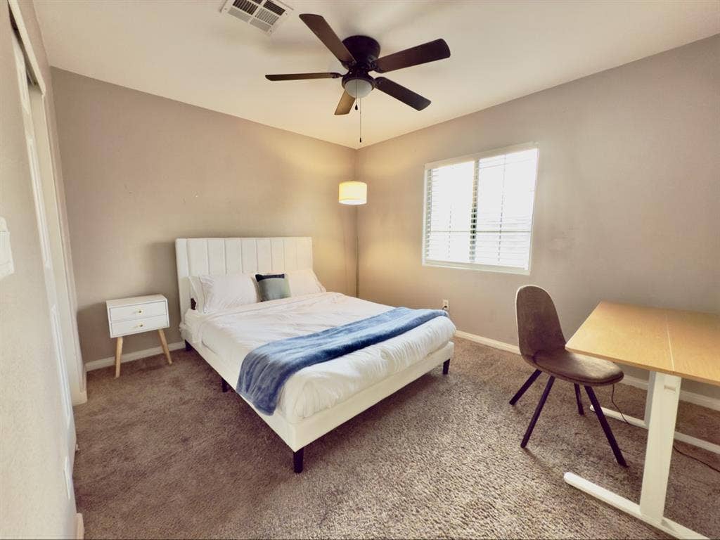 Private Bedroom in North Las Veags