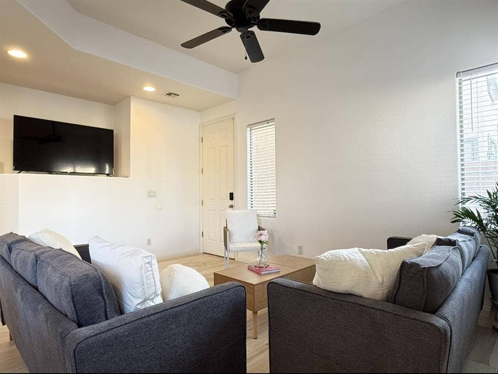 Private Bedroom in North Las Veags