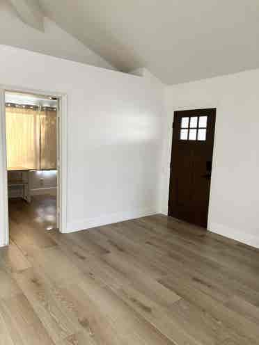 Spacious Private Suite