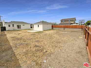2bedroom apartment in serene area