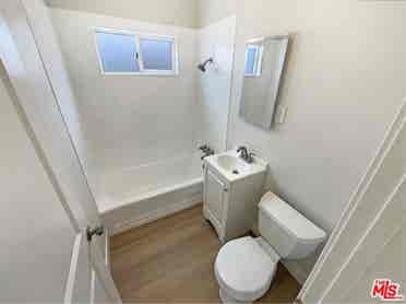 2bedroom apartment in serene area