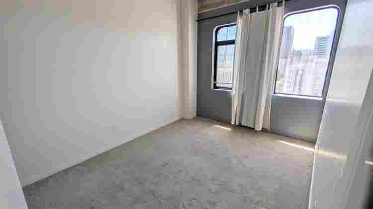 Spacious Koreatown Room