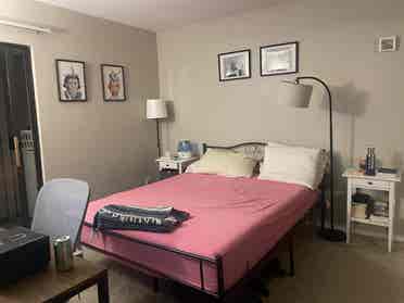 Nice room in Tempe lake