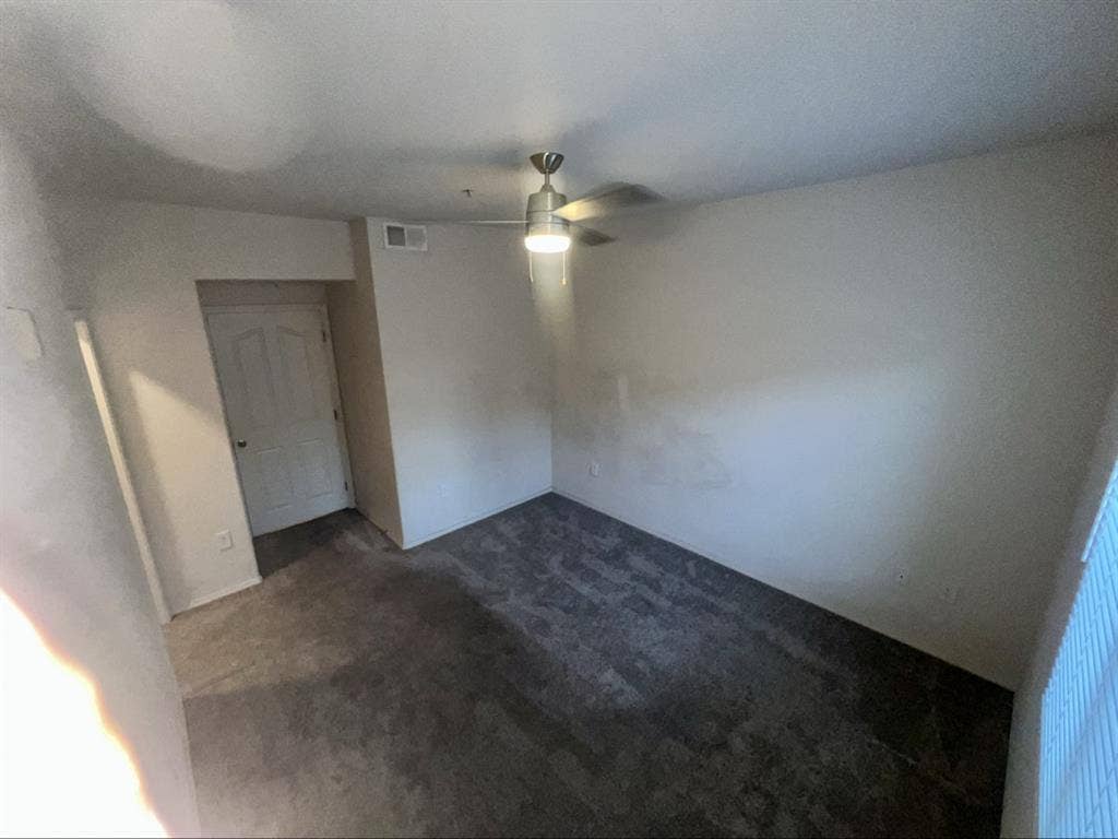 ALL UTILITIES INCLUDED!
