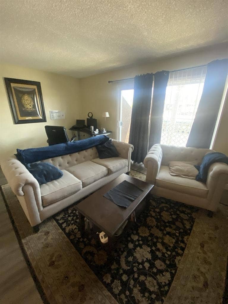 Room in Vista