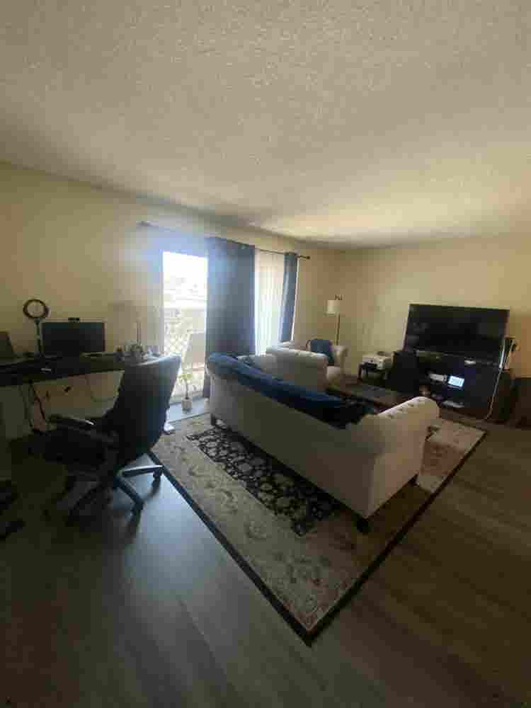 Room in Vista