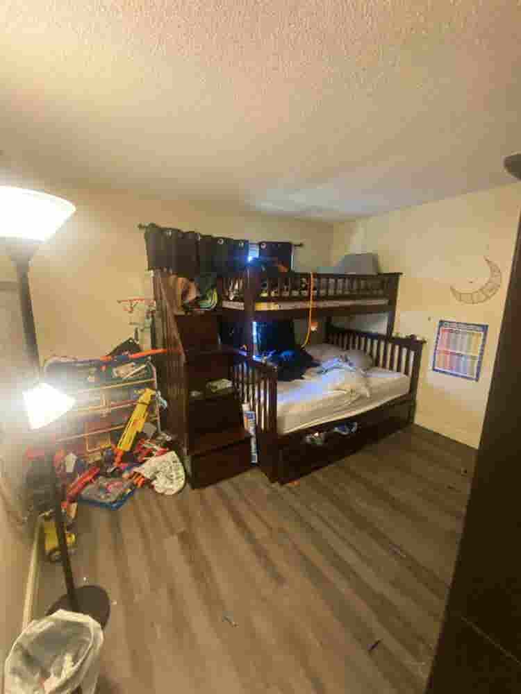 Room in Vista